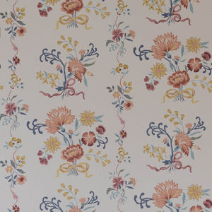 Lucy's Garden Antique Cream Wallpaper