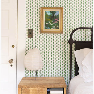 Periwinkle Grass Wallpaper