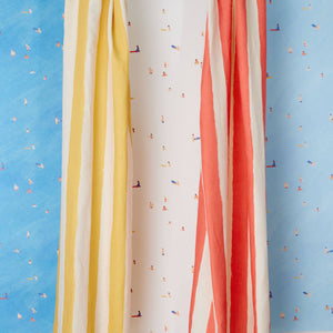 Surf Peeps Swells Wallpaper