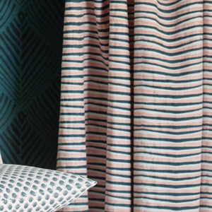 Tigre Ink/Petal Fabric