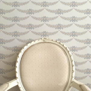 Wisteria Grey Wallpaper